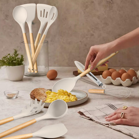 HaWare soup ladle serving smoothly with heat resistance
