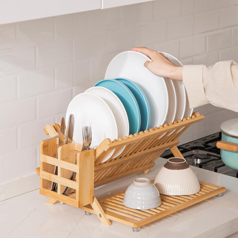 HBlife bamboo rack has drain holes to prevent water pooling.