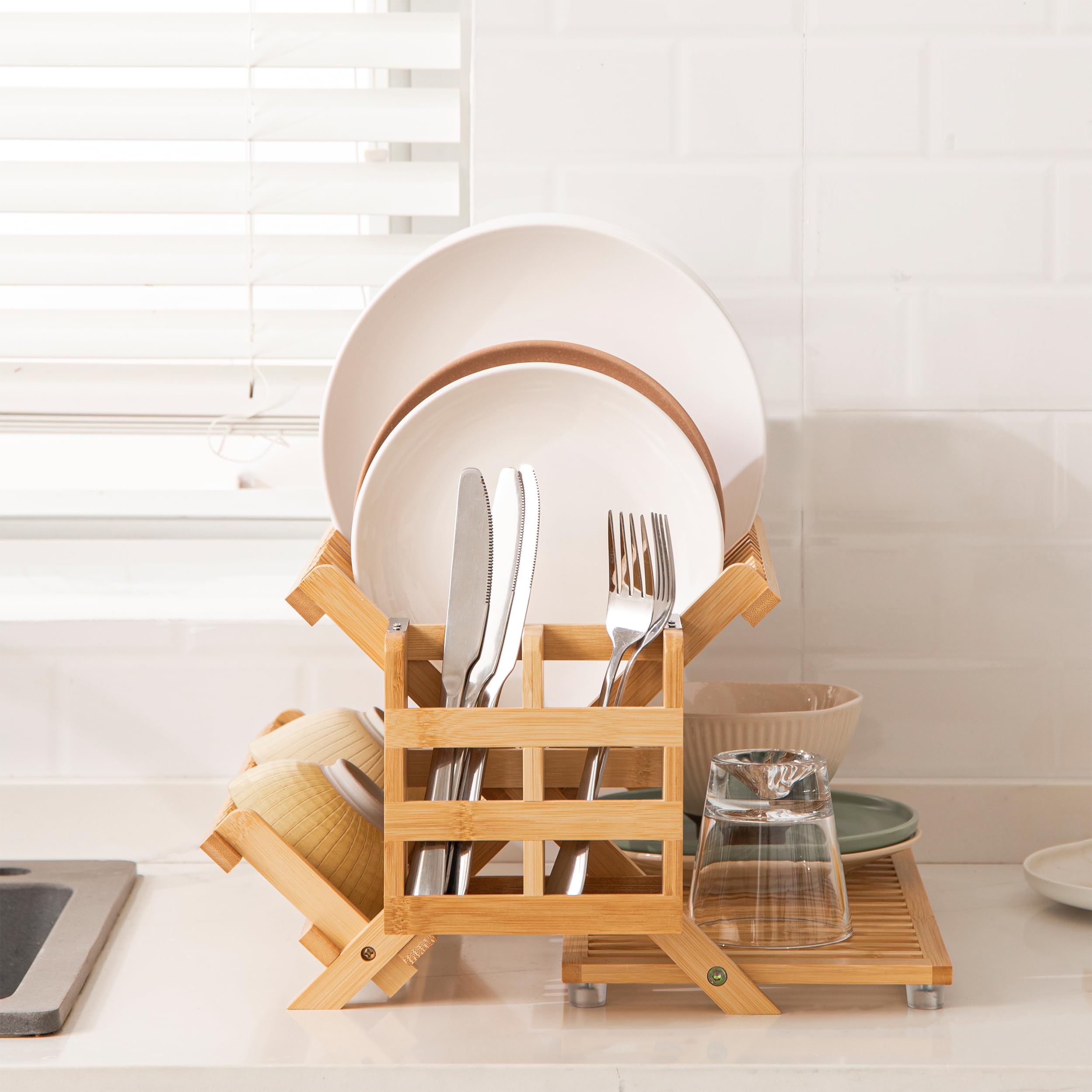 HBlife bamboo rack X-shape fold design makes storage simple.