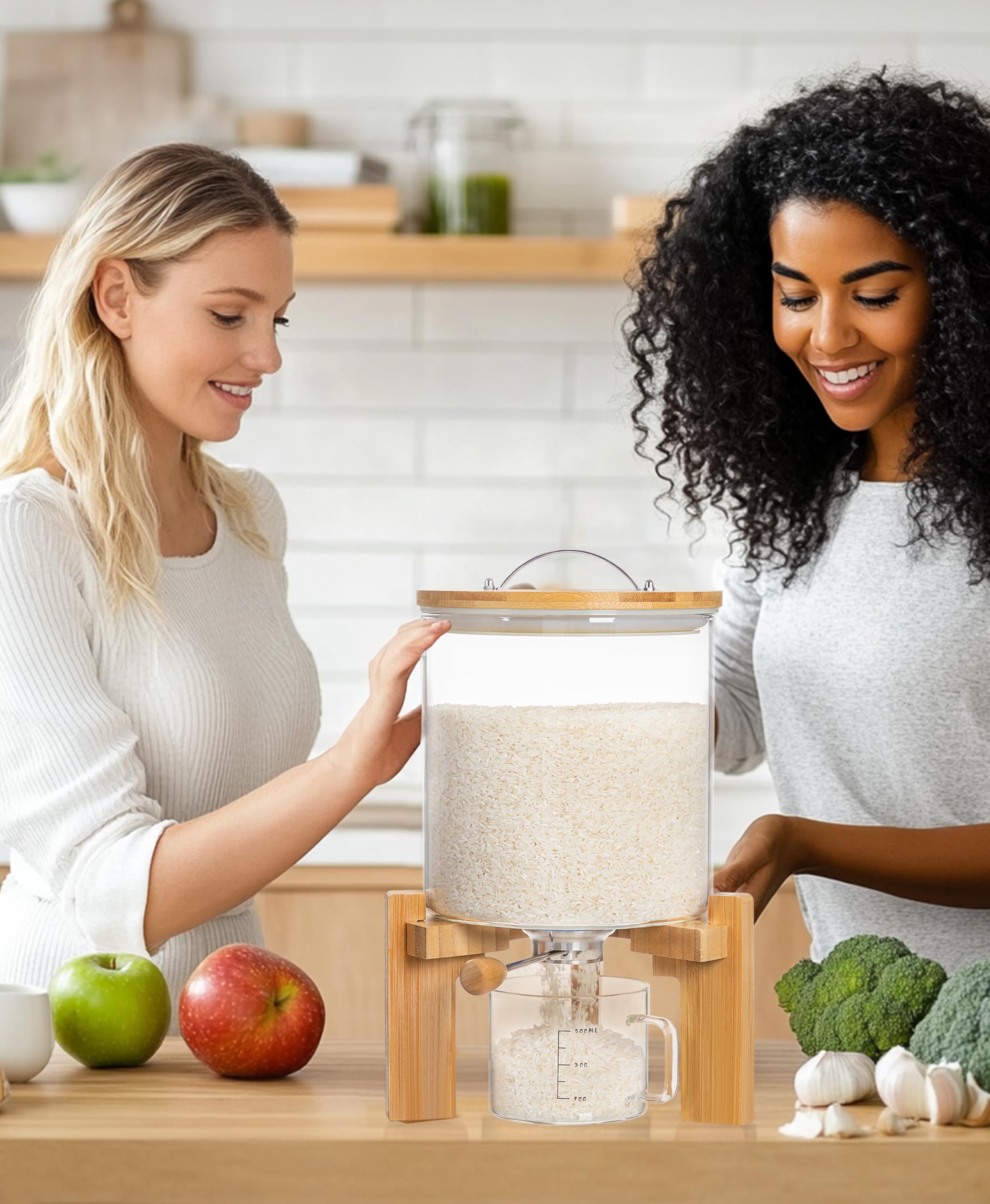 HBlife airtight lid helps maintain texture, flavor, and pantry order.