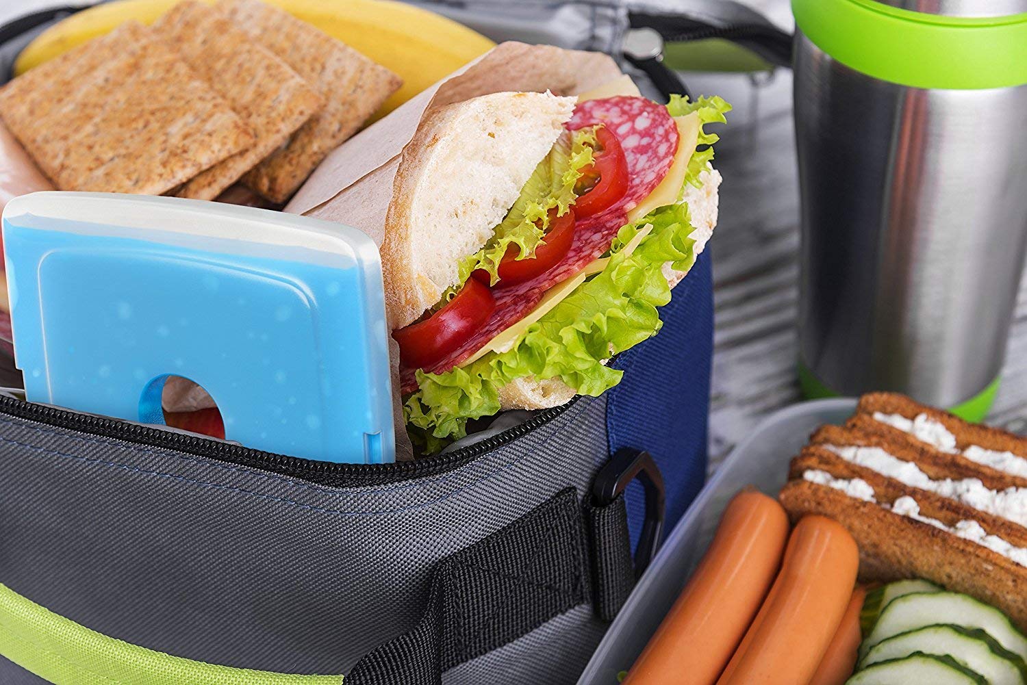 Healthy Packers BPA-free ice pack ensures safe, non-toxic chilling.
