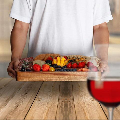 luxury packaging of hecef cheese board set, ideal gift for gourmets