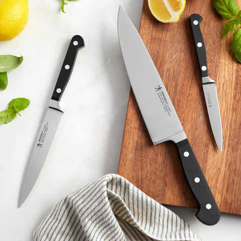 HENCKELS Classic ergonomic balance enhances precision during extended prep sessions.