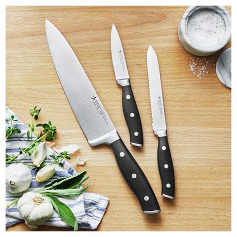 HENCKELS Forged Accent ergonomic handle for a comfortable grip during prep
