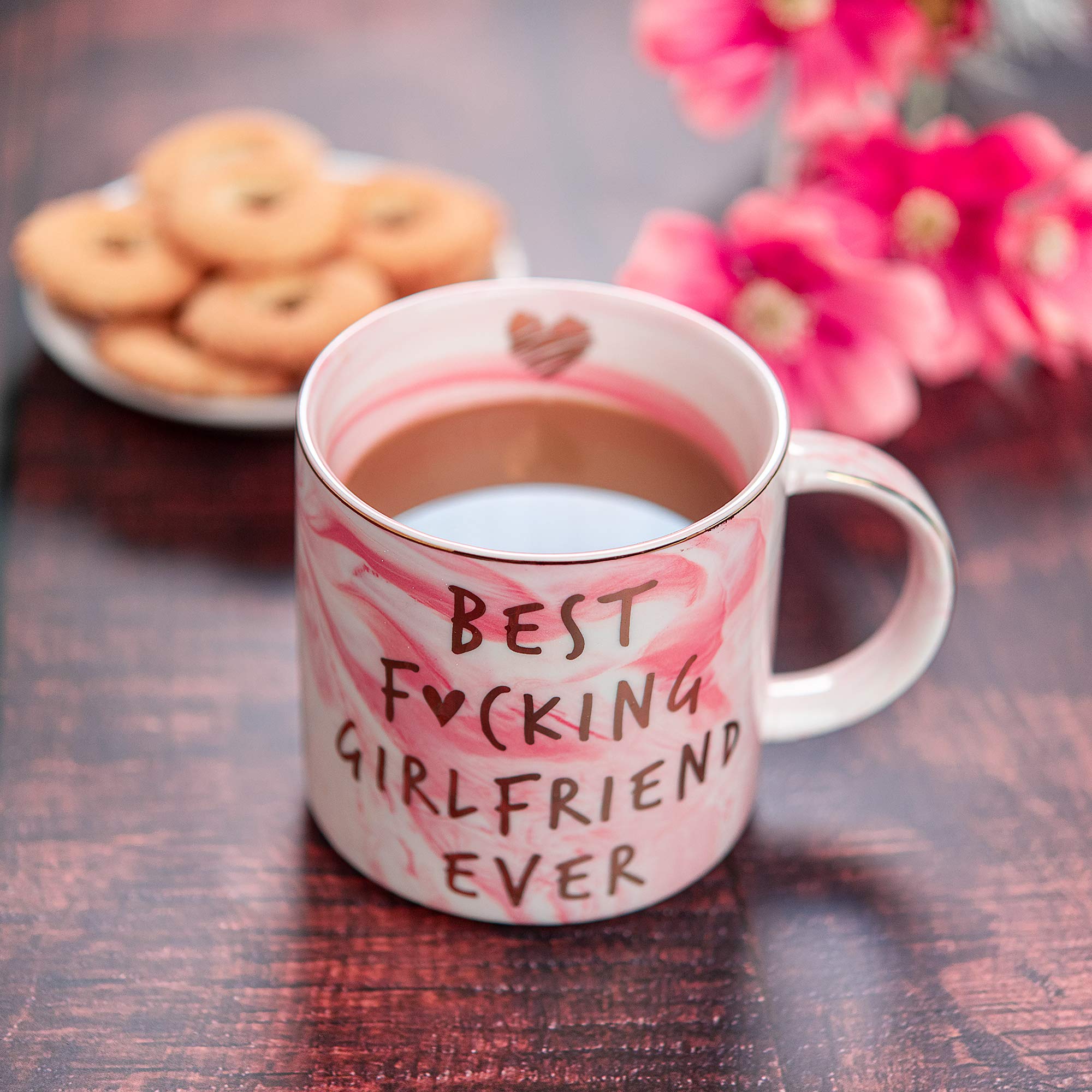Hendson pink mug with gift-ready packaging for a memorable gift.