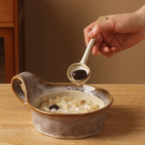 HengYuhating ceramic four-pack spoons ideal for sugar, spices, or baking powder.
