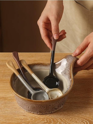 HengYuhating smooth glaze finish provides a pleasant touch and easy cleaning.