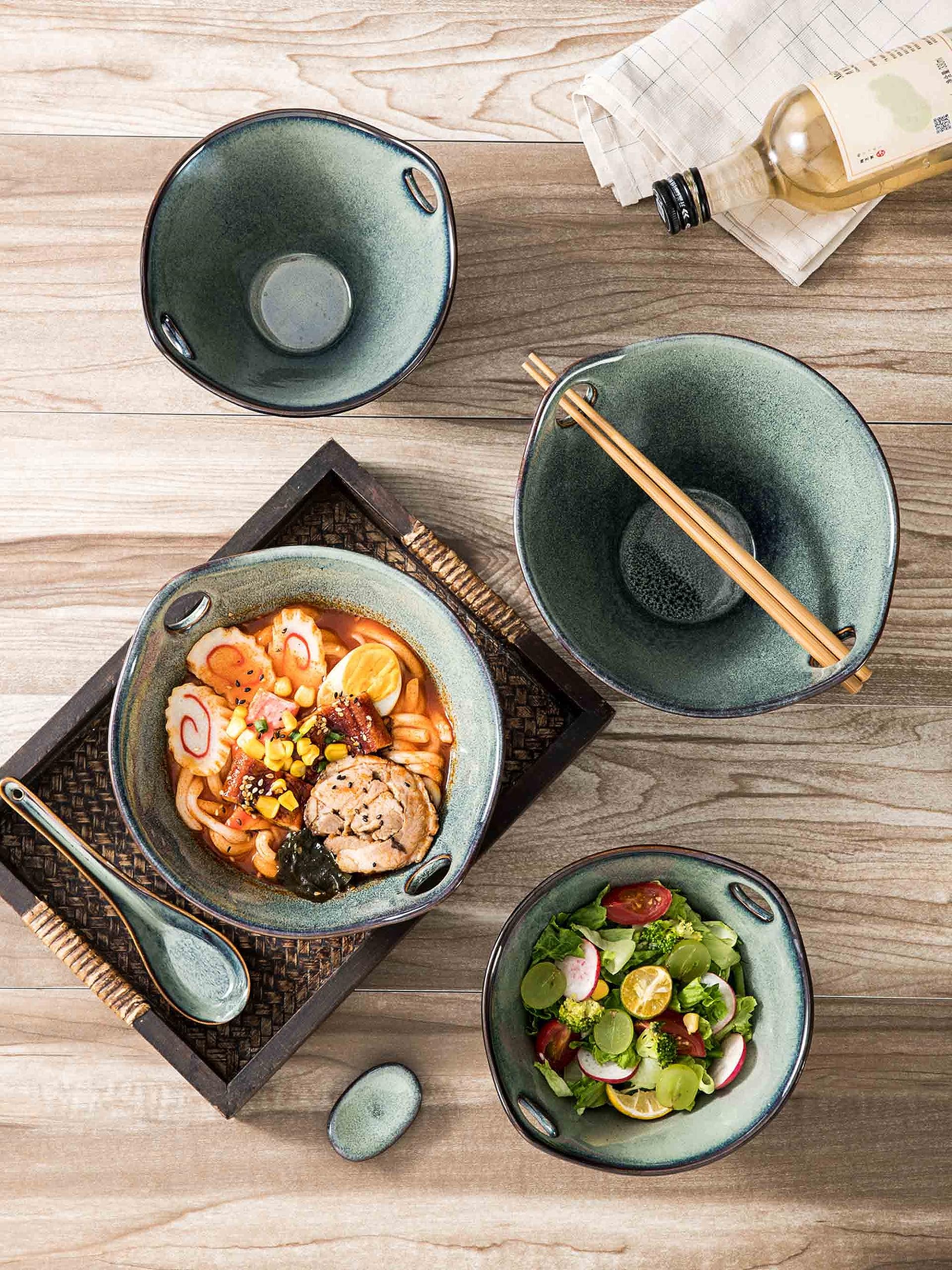 Henten Home packaging protects the bowls during transit and arrival.