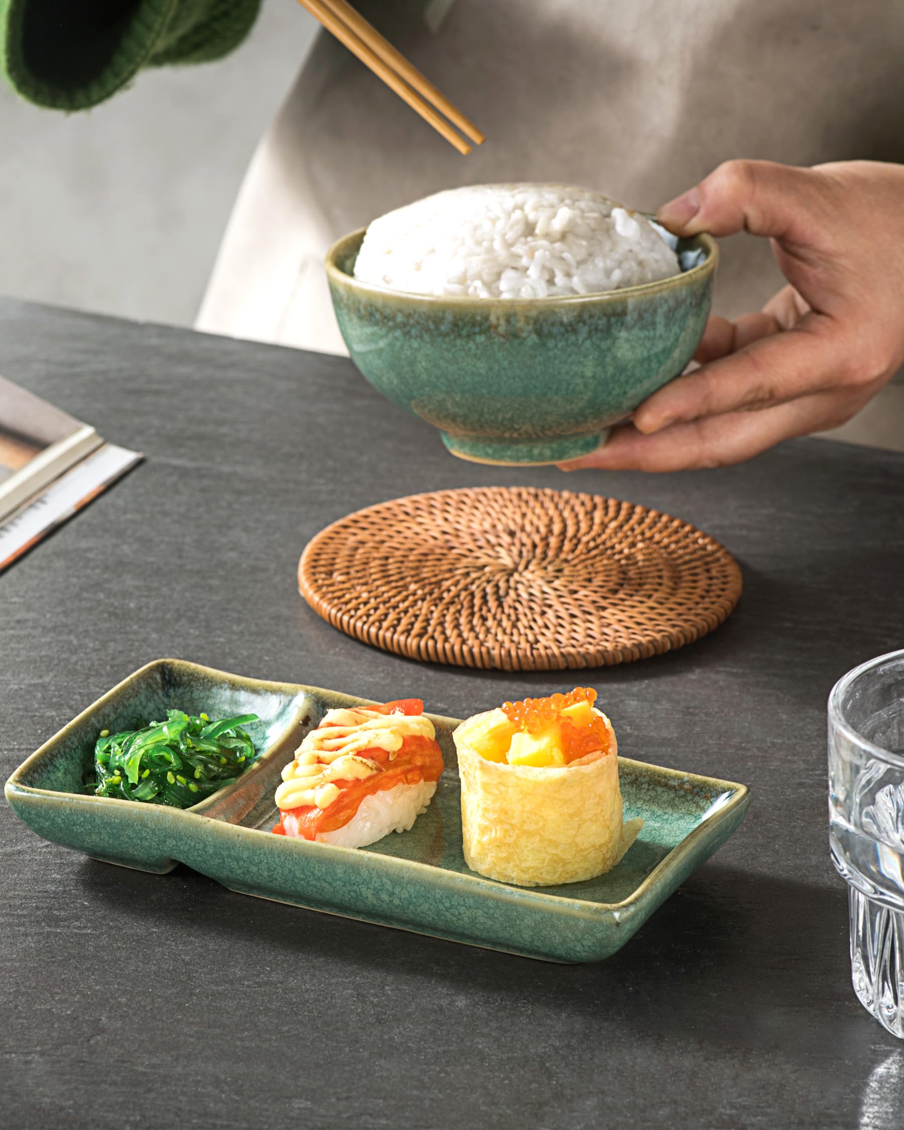 HENXFEN LEAD Japanese-inspired dining table setup for two.