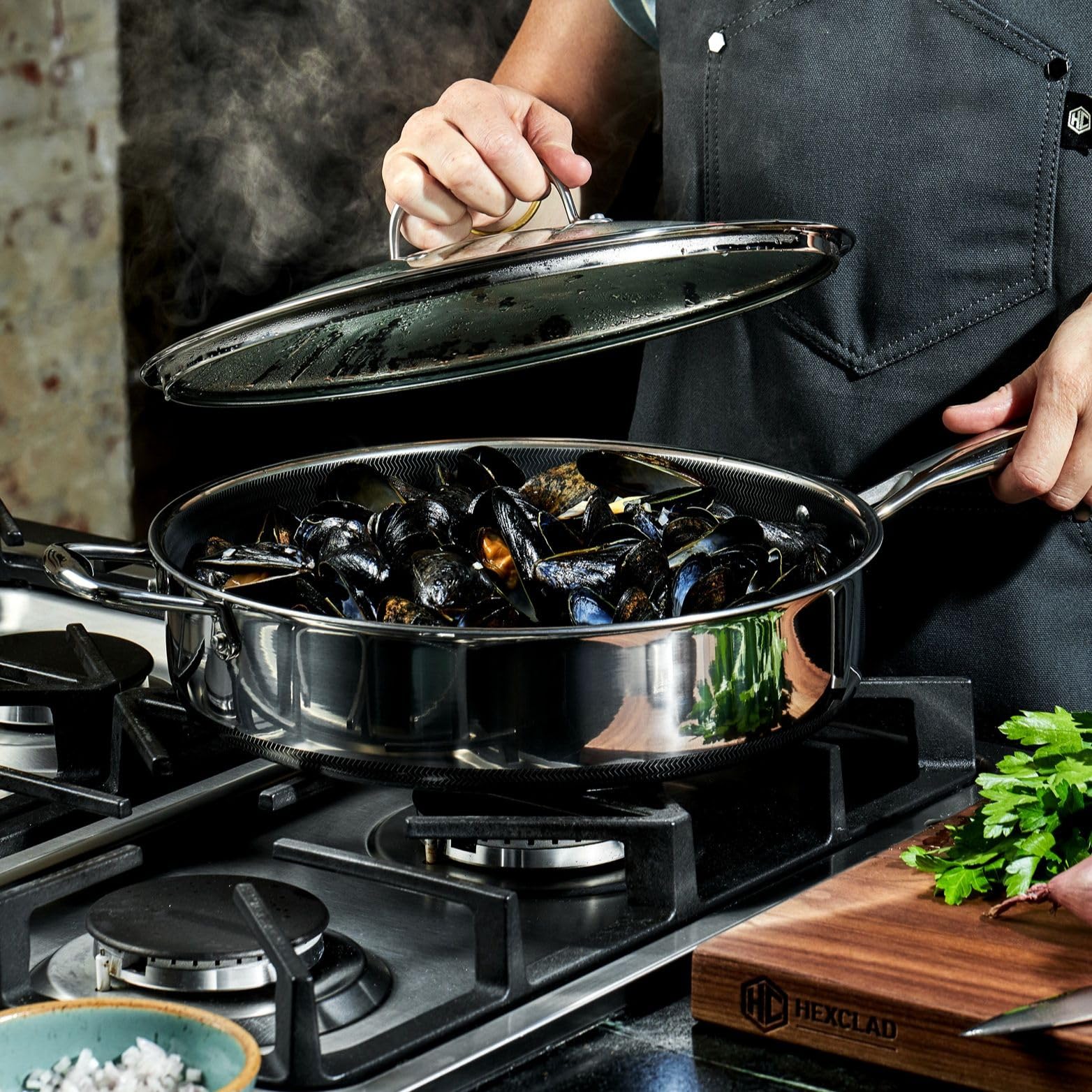 Oven-safe up to 900°F offers high-heat flexibility for finishing dishes.