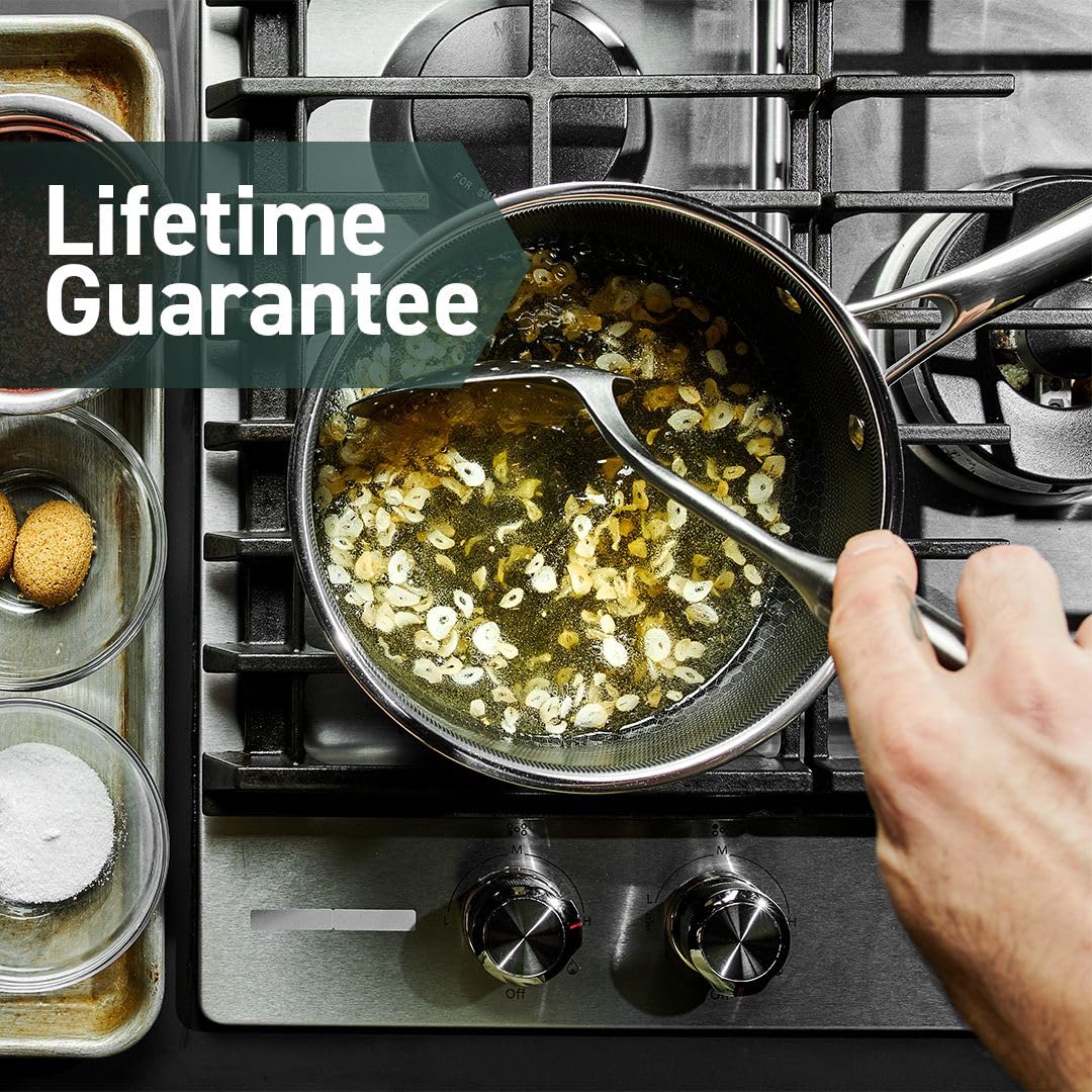 HexClad tempered glass lid for the 8-quart pot with clear visibility.