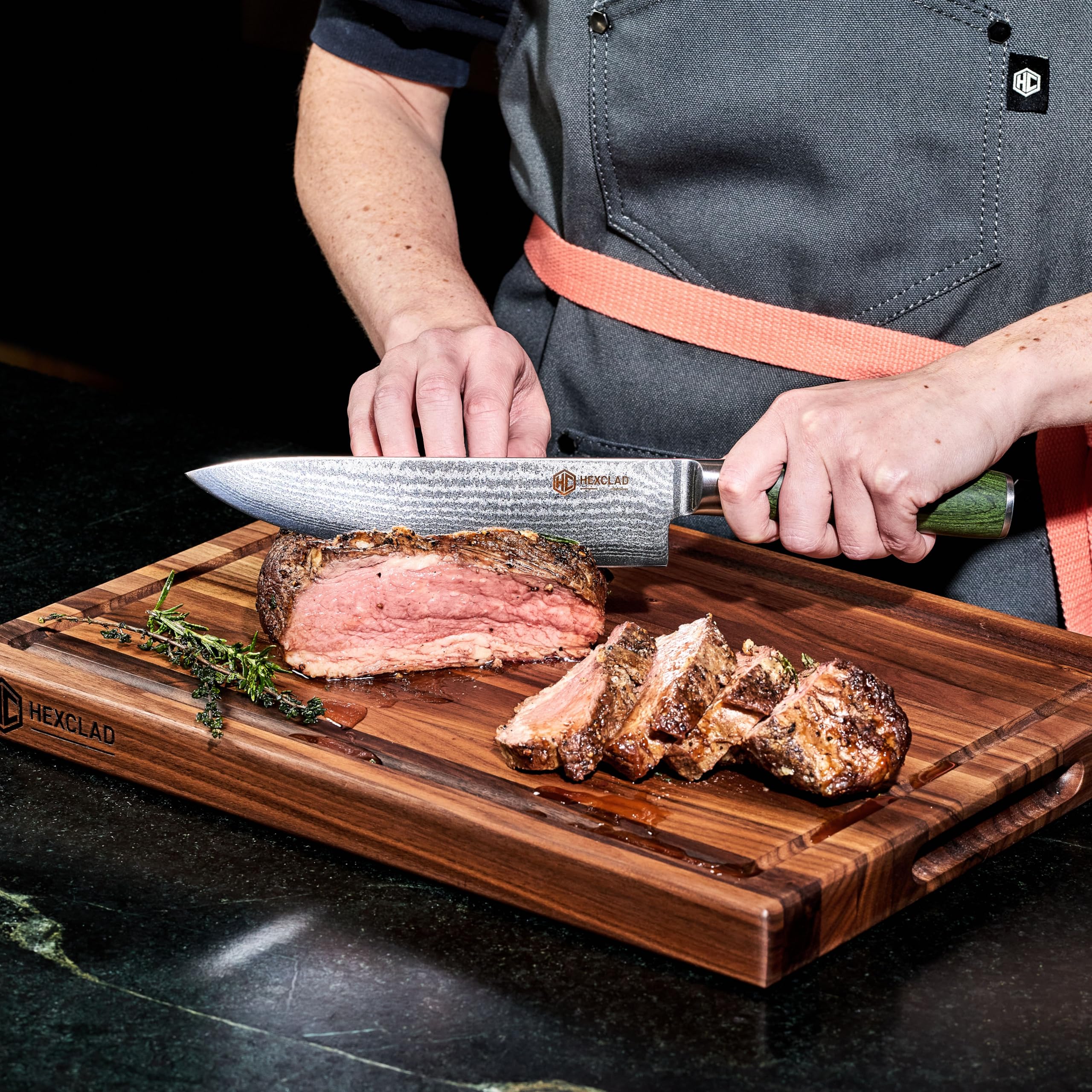 Double-sided HexClad board blends beauty with practicality in kitchen