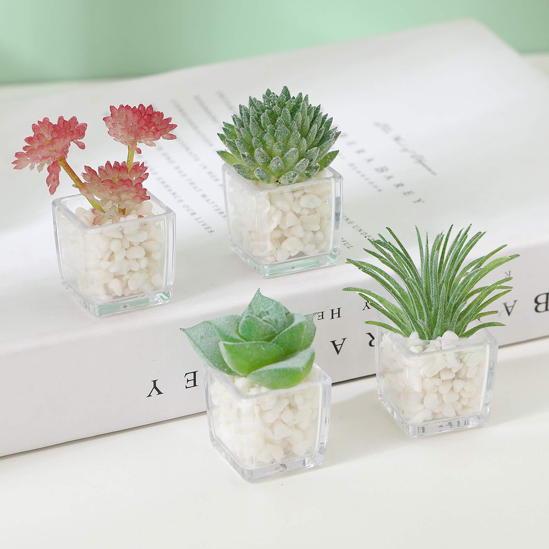 HEY FOLY 4-piece set brings color to kitchen and desk spaces.