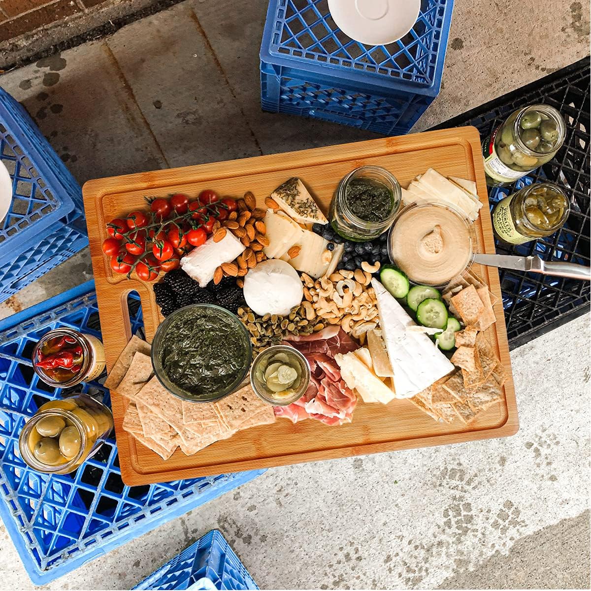 HHXRISE bamboo board used as a serving tray.