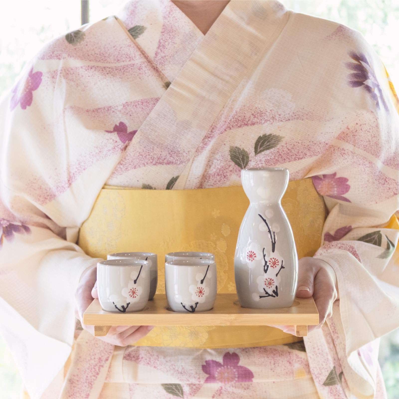 HIBINO Snow Plum set designed for hot or cold sake serving.