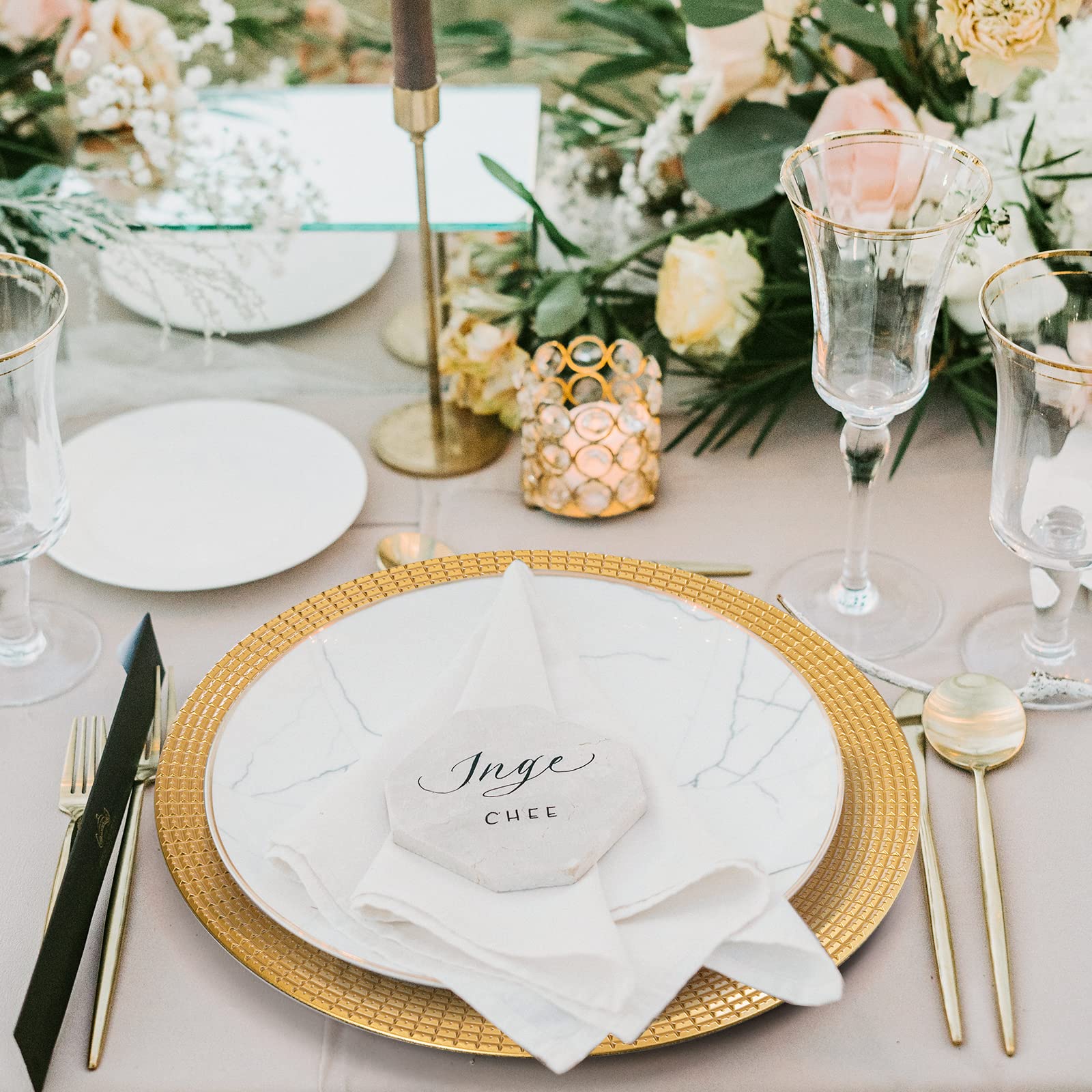 Hiceeden gold charger plate 13inch wedding table setting with chain design.