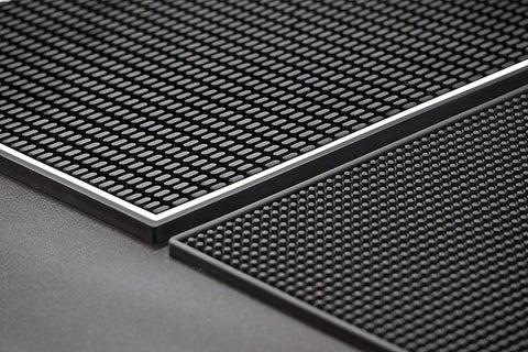 Highball & Chaser bar mat demonstrates spill containment to keep the bar tidy.