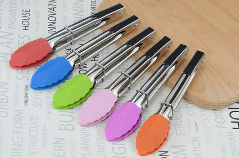 Hinmay small silicone-tipped tongs in pink, perfect for cheese and bread serving at table.