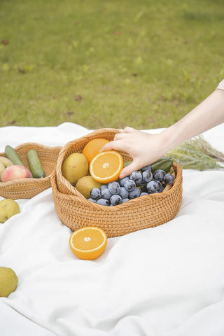 Hitomen honey brown round basket on kitchen counter display showcasing natural decor