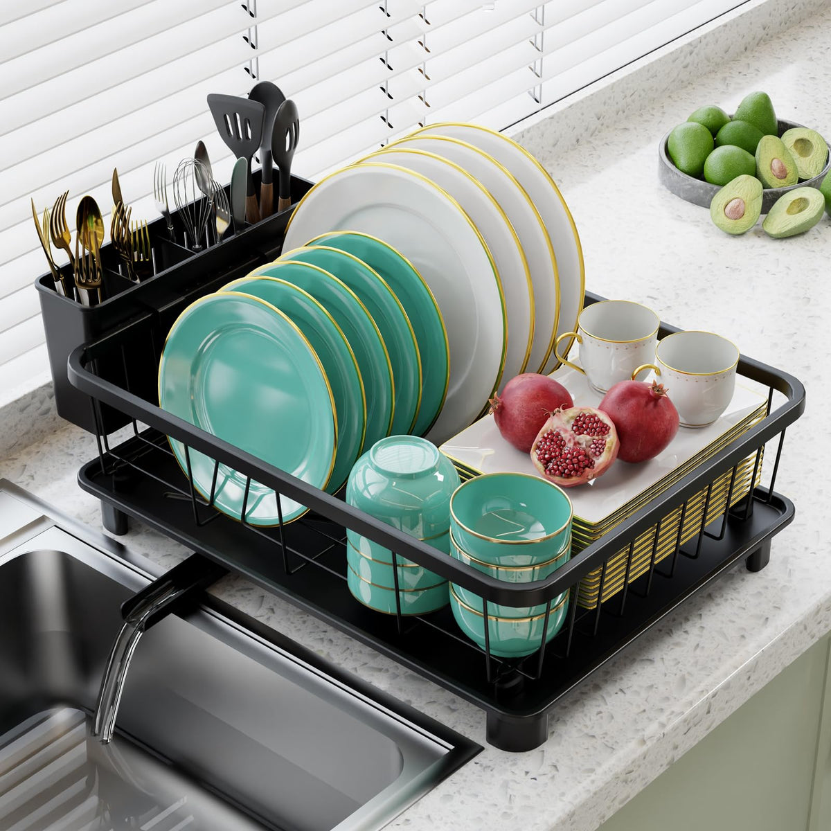 Hiviweer dish drying rack with compact design saves counter space.