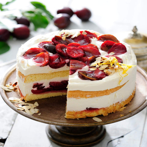 HIWARE dishwasher-safe bakeware offers convenient cleaning after busy baking sessions.