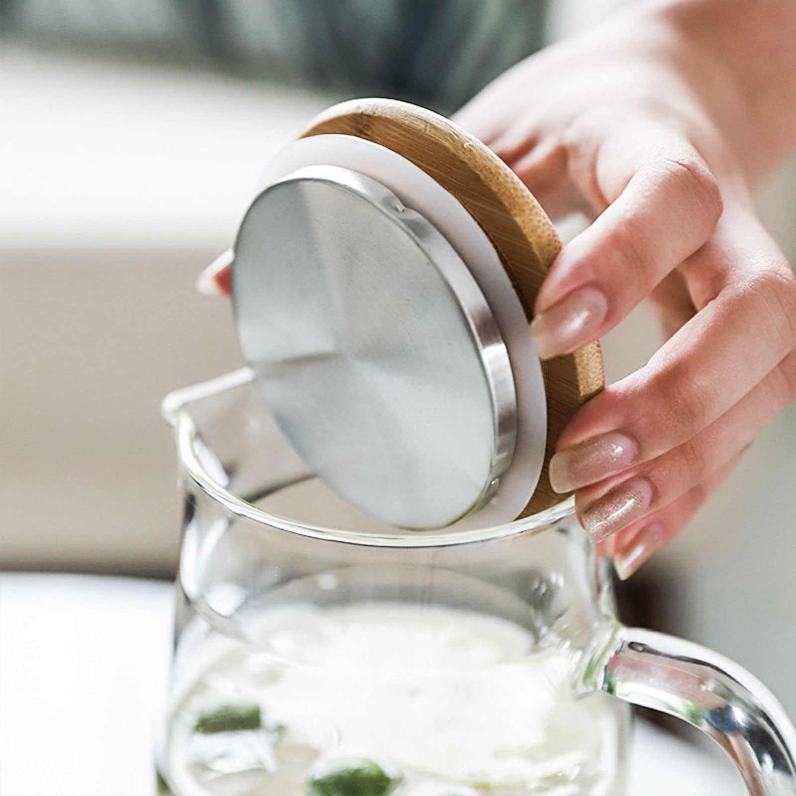 hjn glass pitcher fridge-door-fit keeps drinks ready