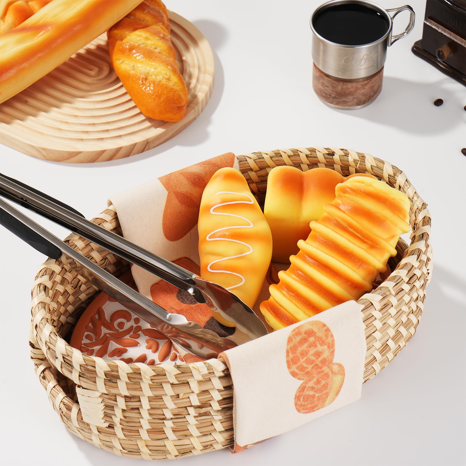 Hlimior bread warming basket gift-ready presentation for bakers and hosts.