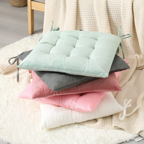 Care tips: machine wash gentle with neutral detergent
