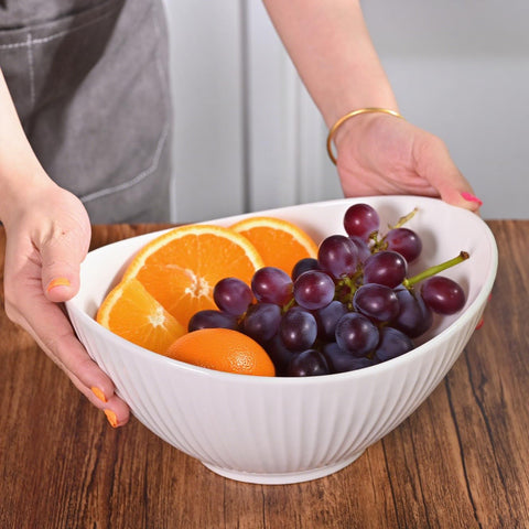 Hoilse oven-safe ceramic bowl ready for baked or chilled dishes.