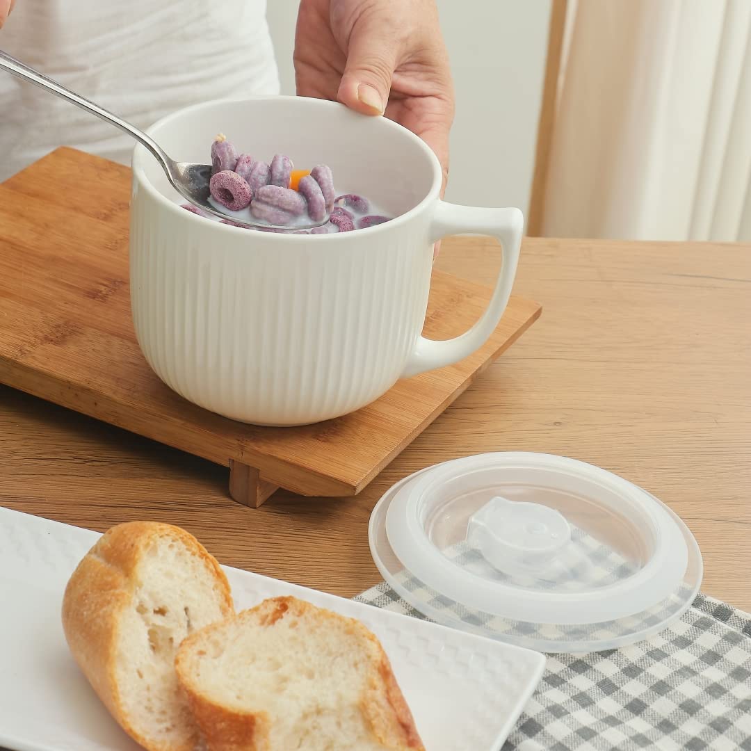 Hoilse picnic lid with silicone seal prevents spills