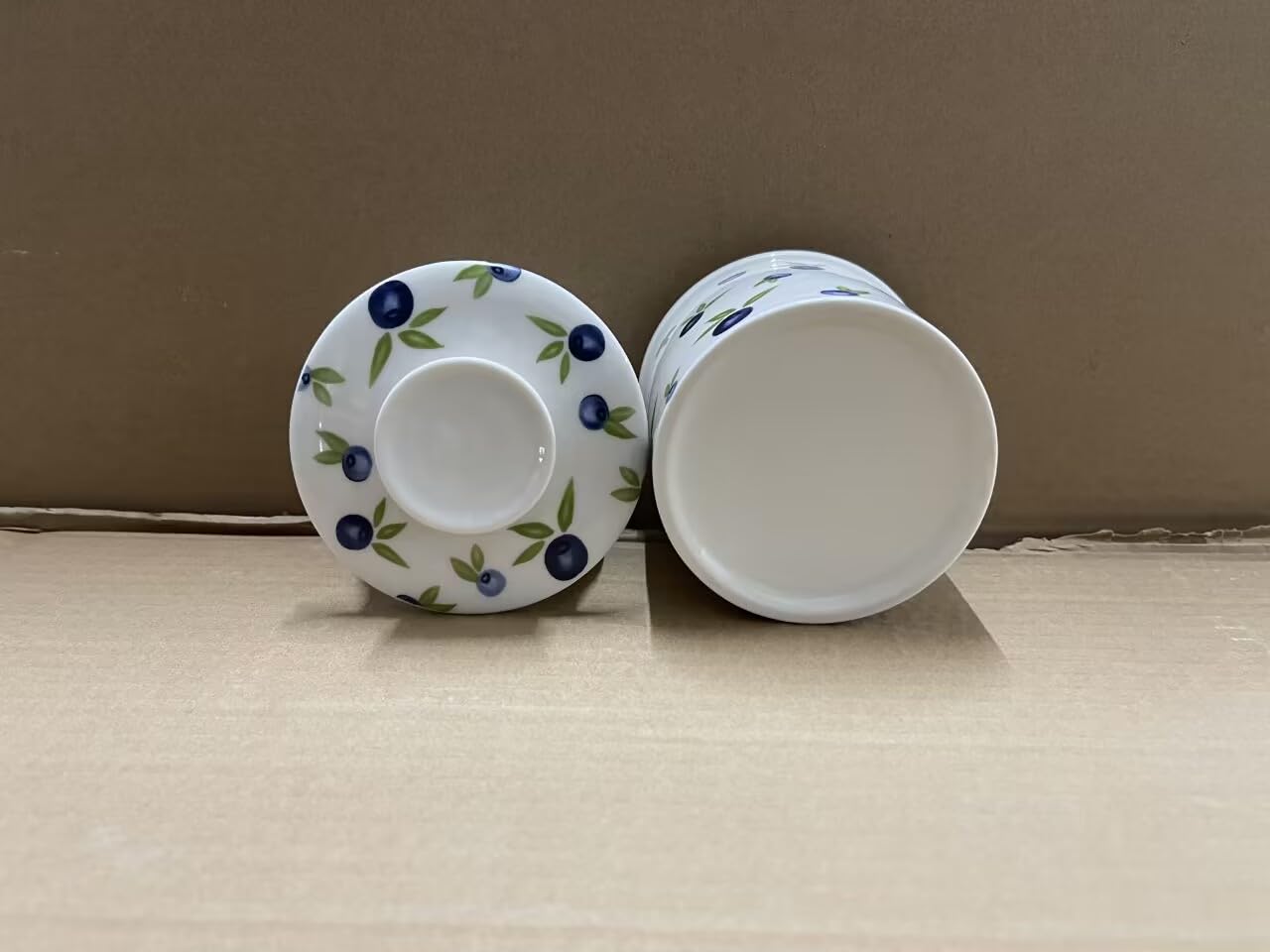 HOLIBAN butter keeper isolates from air for soft, ready-to-spread butter.