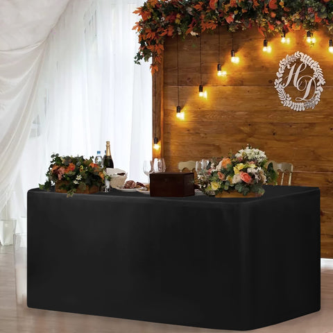 HolidayIdeas black tablecloth setup for wedding, banquet, or trade show
