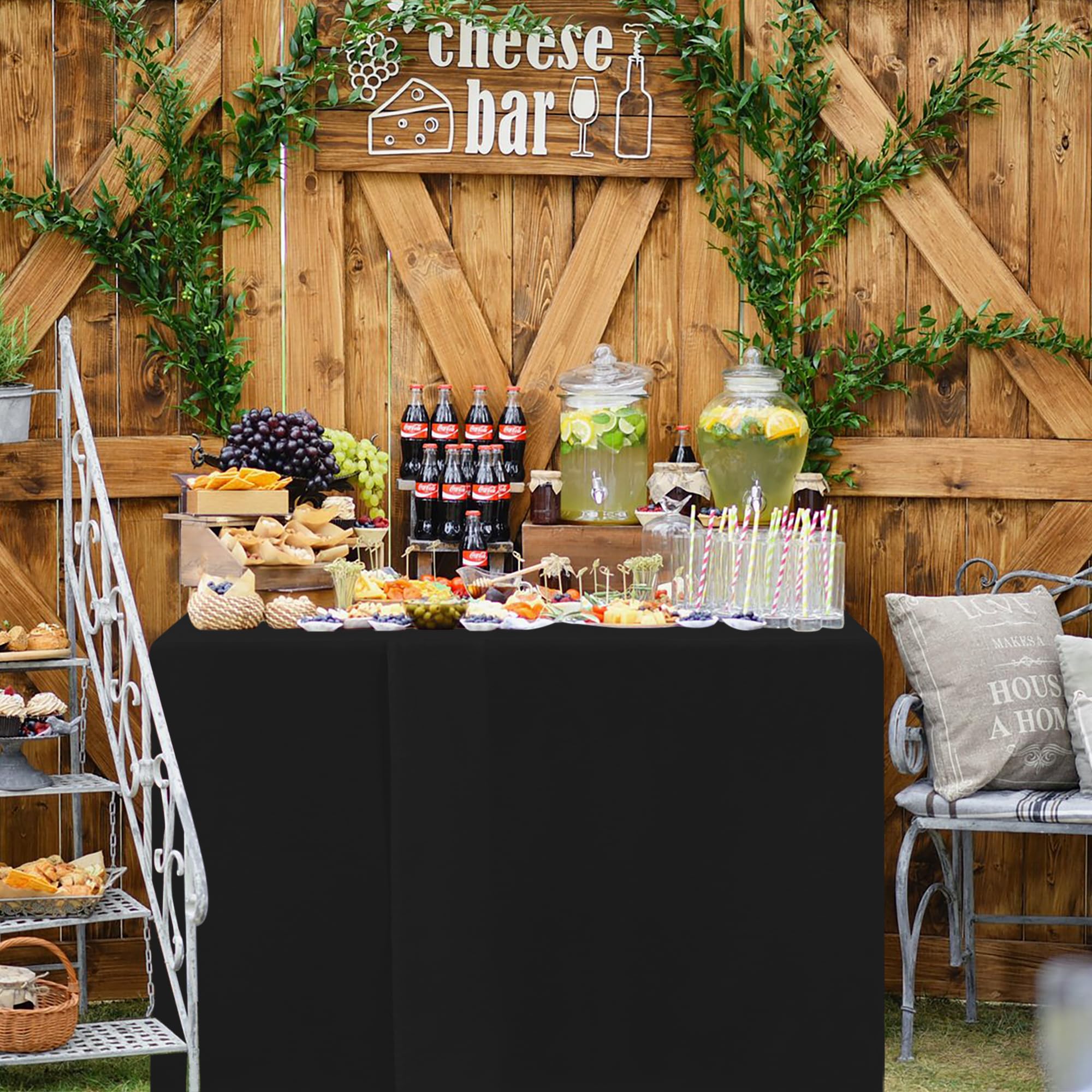 HolidayIdeas table cover fabric close-up shows durable polyester