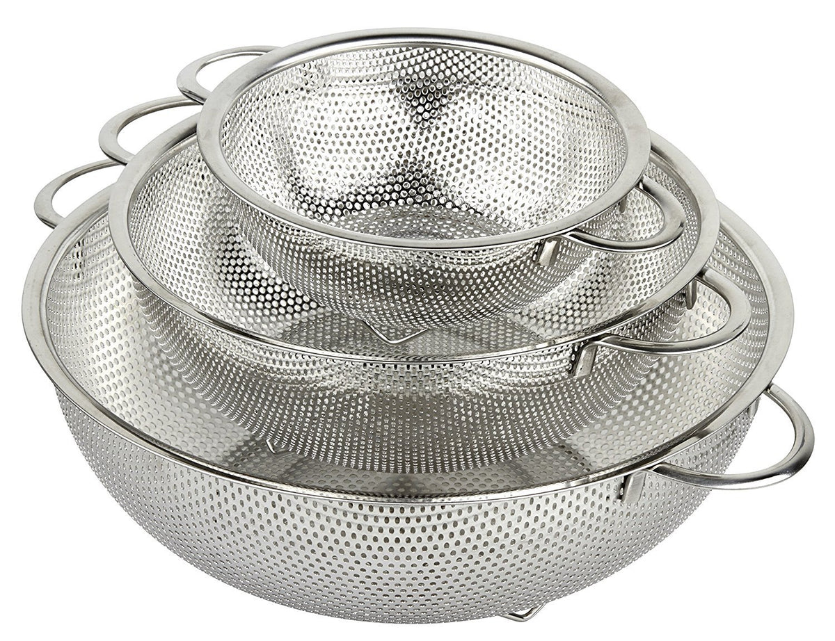HÖLM 1-quart strainer set close view for quick rinses