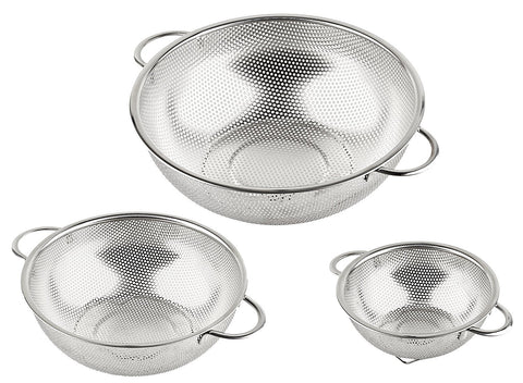 Close-up of durable stainless steel mesh in the HÖLM set