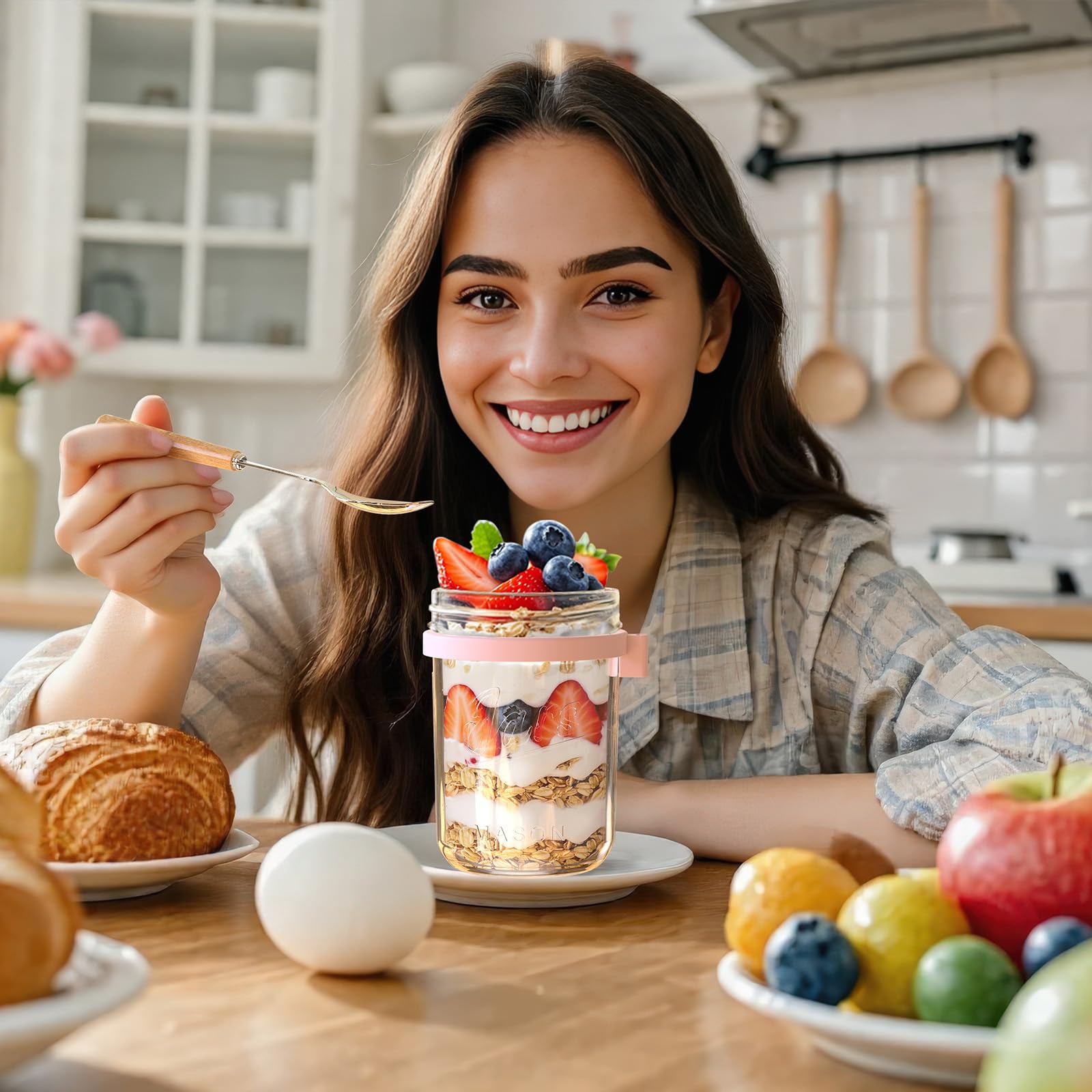 HomArtist wide-mouth opening enables easy filling and cleaning.