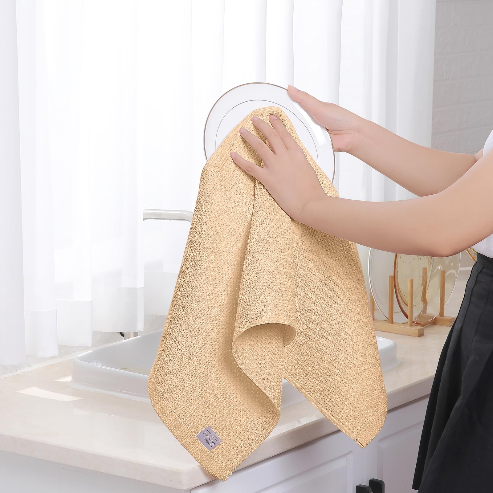 Homaxy kitchen drying towels in action for efficient meal cleanup.