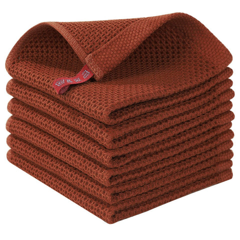 Homaxy rust dishcloth close-up highlighting soft waffle texture for delicate cookware