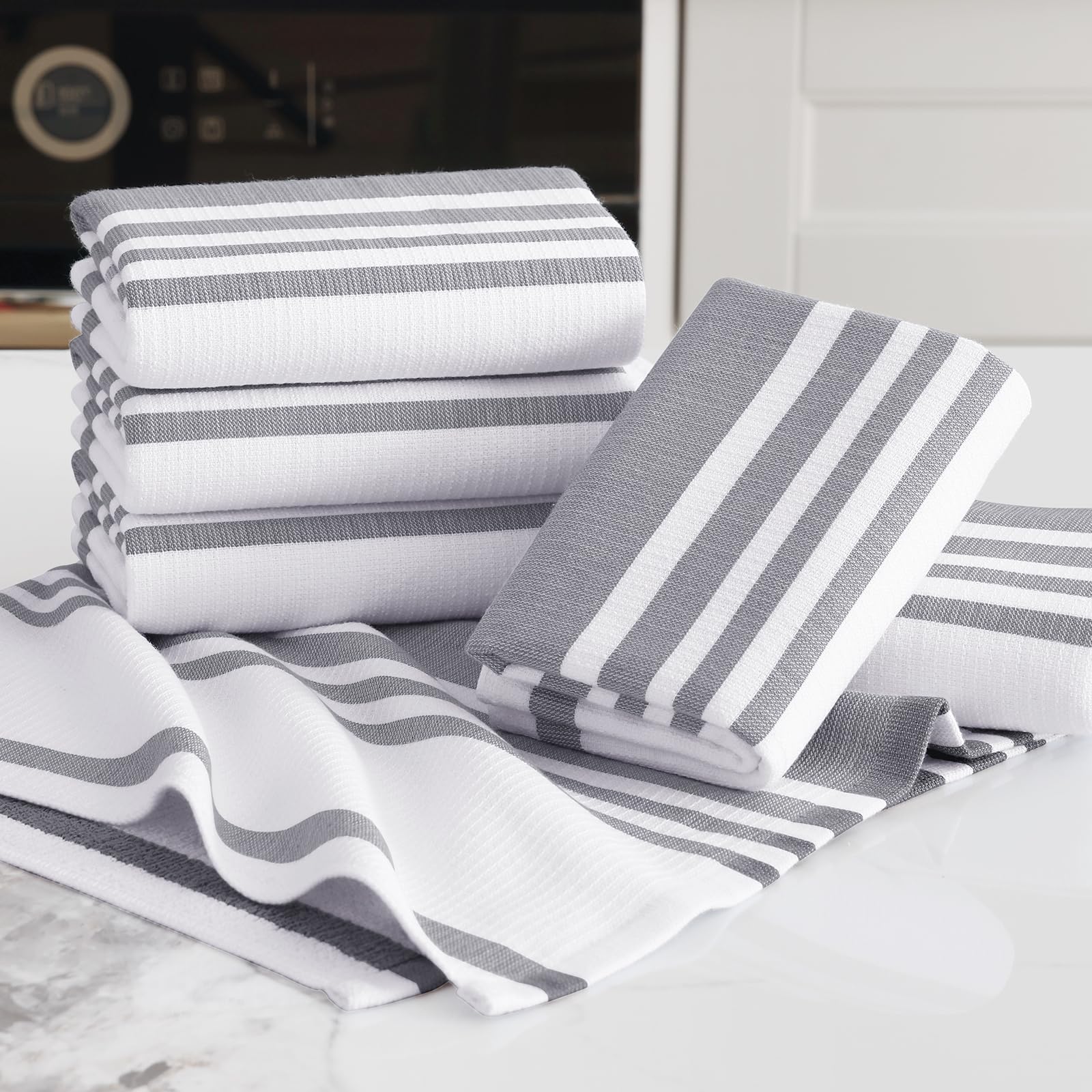 Homaxy six-pack towels provide large coverage for bigger tasks.