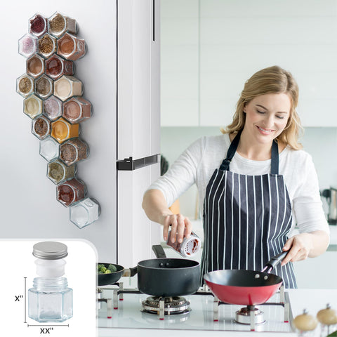 Homazing dual-function shaker lid for easy seasoning control.