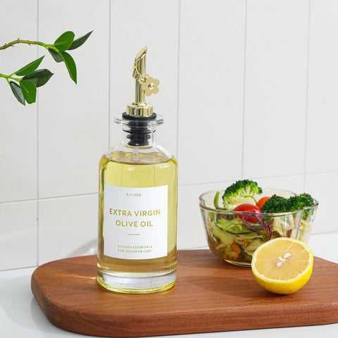 HOMCDALY bamboo tray keeps bottles neatly arranged on the kitchen counter