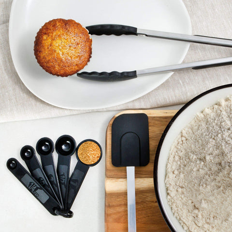 Home Hero nonstick-friendly spatula protects cookware surfaces.
