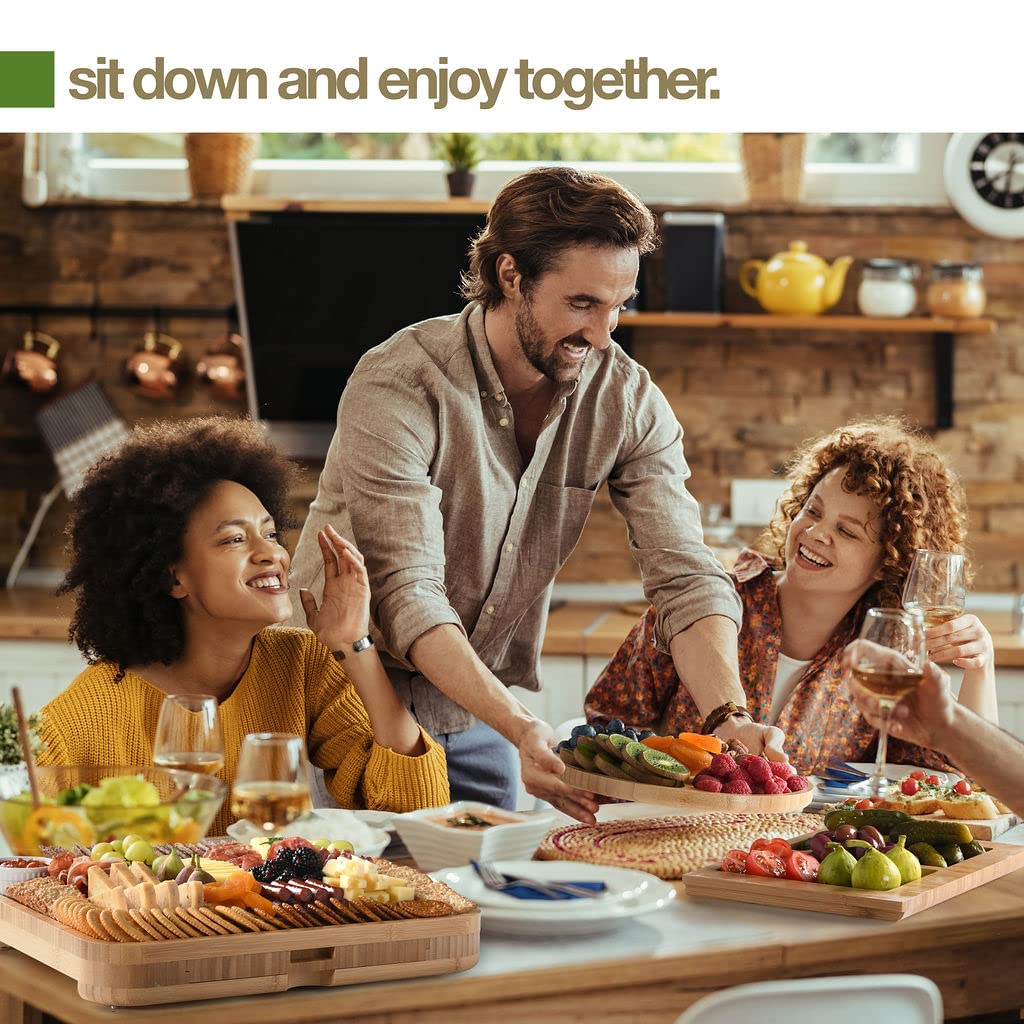 HOME IT forks and utensils set streamlines plating and sharing with guests