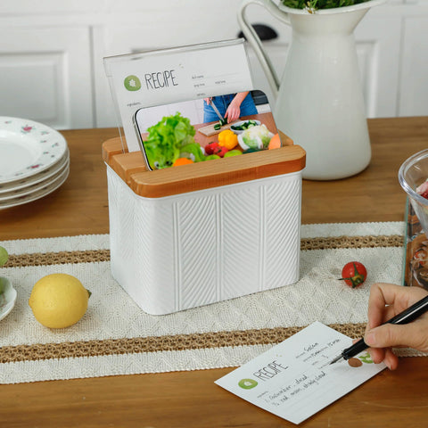 HOME PALETTE lid slot holding an acrylic frame or phone for easy viewing while cooking
