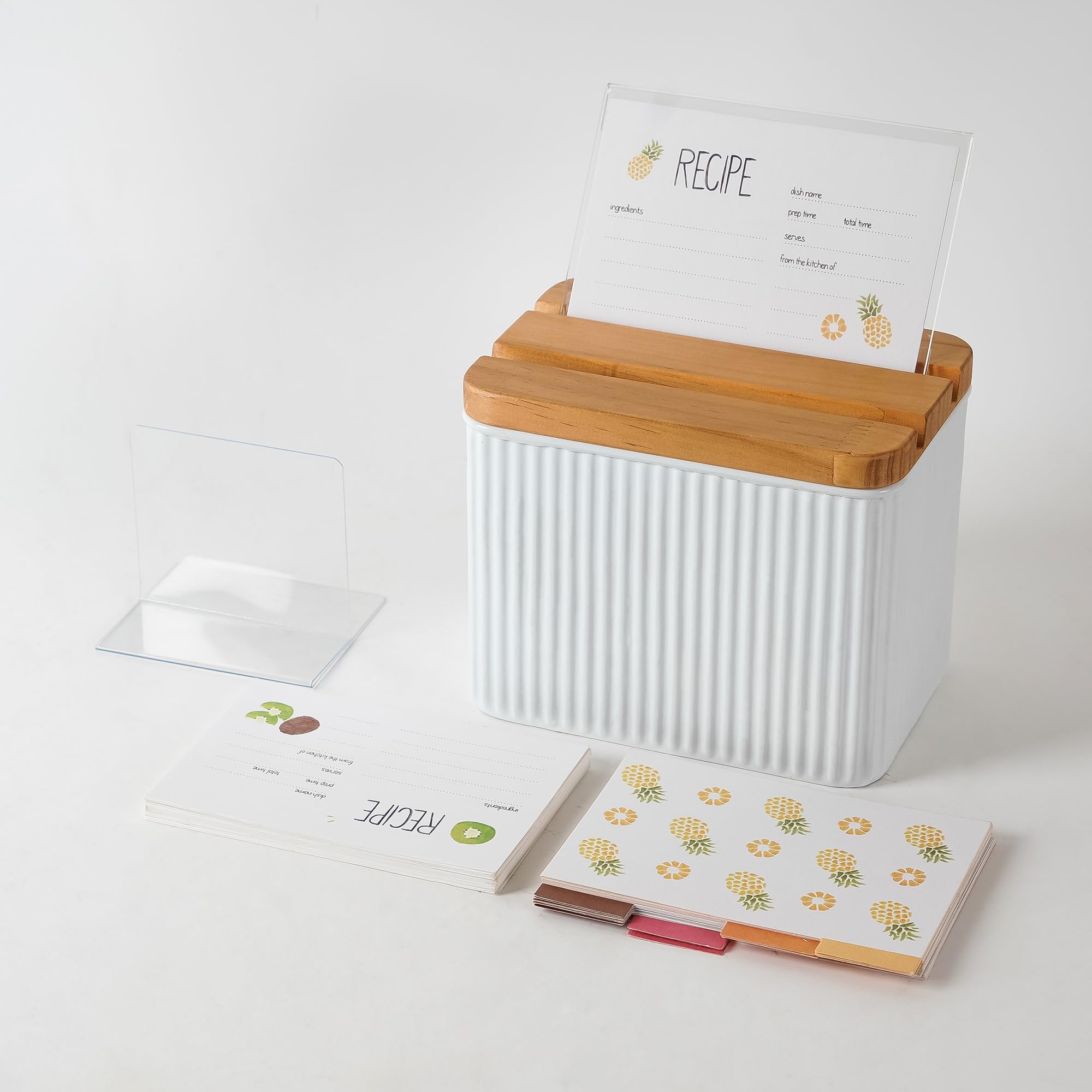 HOME PALETTE interior view shows generous card capacity and neat layout.