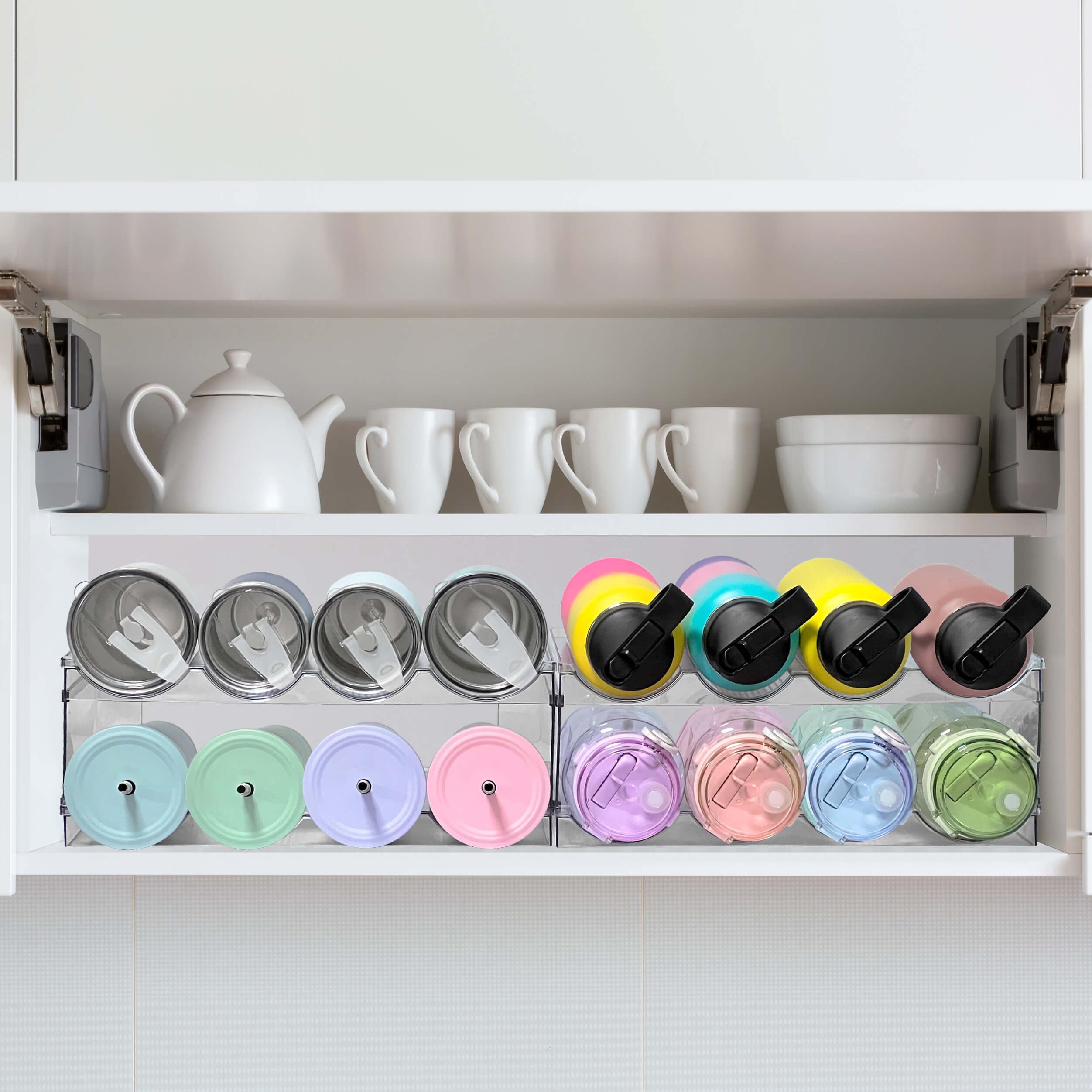 Homecor easy-assembly bottle organizer for fast setup.