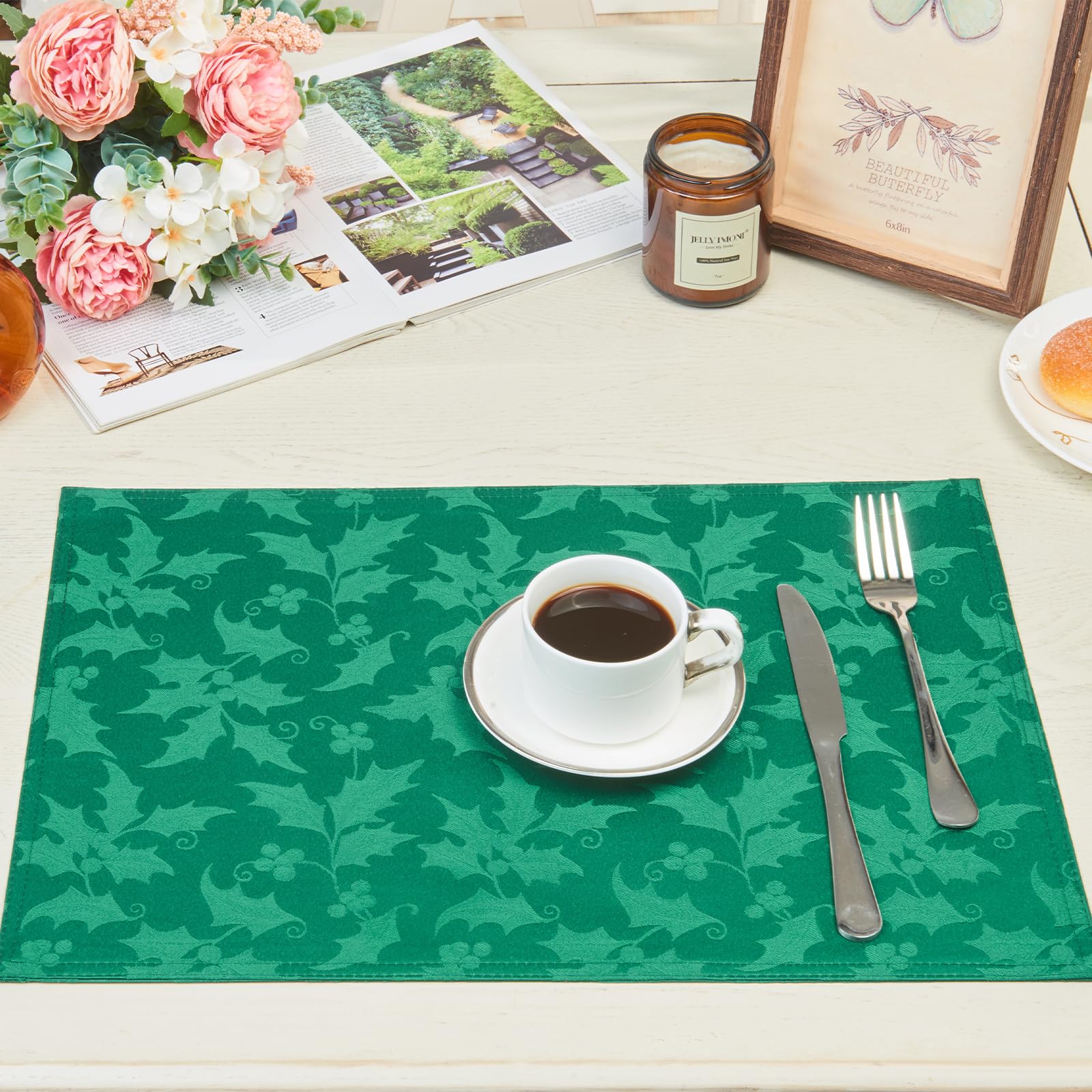 HomeJoy winter flowers design adds seasonal charm to any table setting
