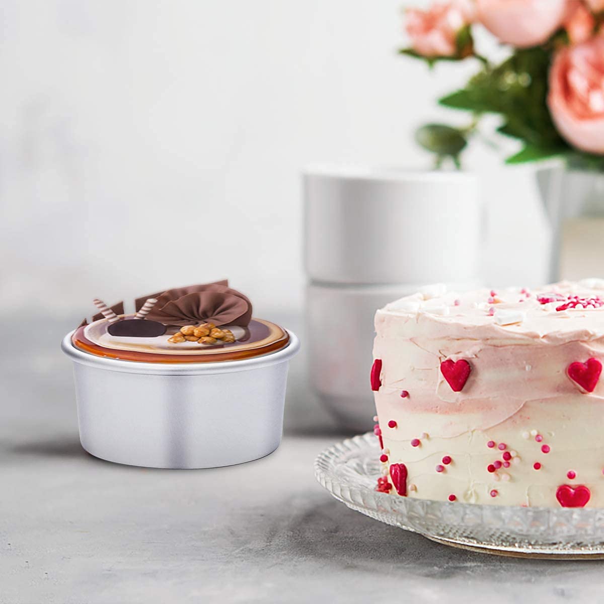 HomeMall dishwasher-safe cake pan simplifies cleanup after baking.