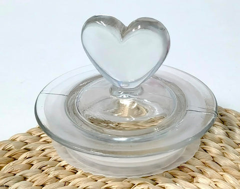 HomeyHoney BPA-free sturdy glass canister supports durable daily kitchen use