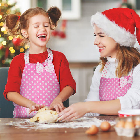 Homgaty family baking set designed to inspire teamwork.